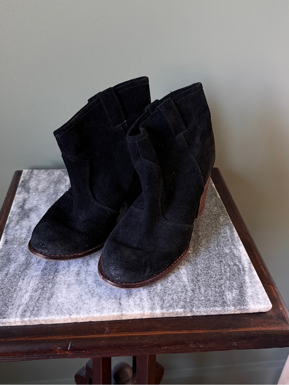 Splendid - Lakota Suede Distressed Ankle Booties - Size 6.5M